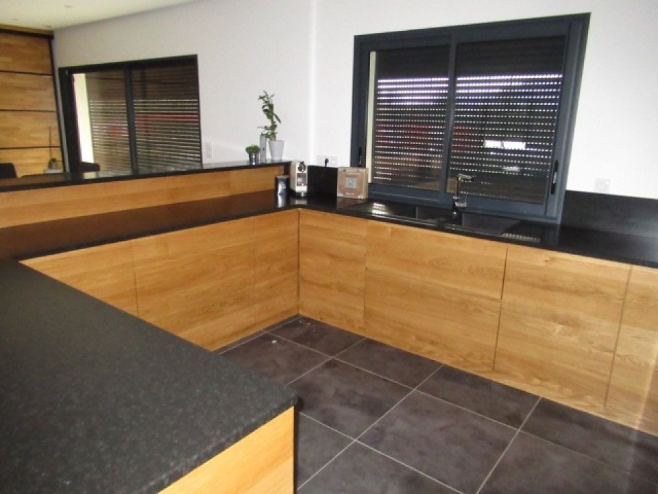 Cuisine Contemporaine Chêne-Granite Aubenas