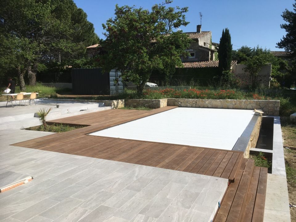 Terrasse en frêne thermo traité à Allan